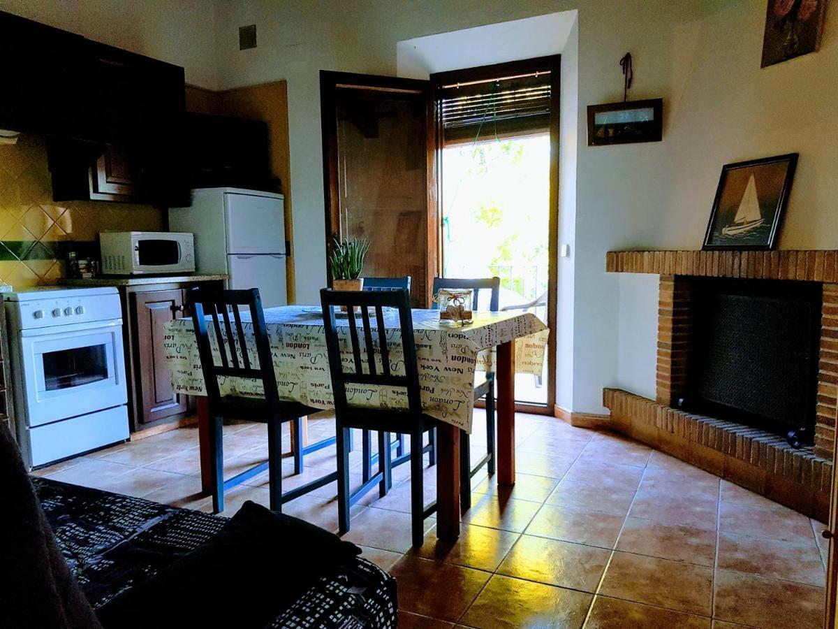 Apartamento Peratallada Girona Bagian luar foto